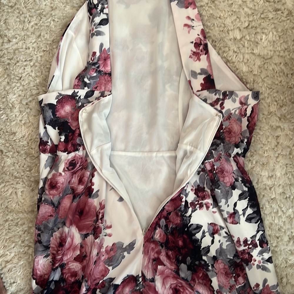 Long Dress - Picture 5 of 6